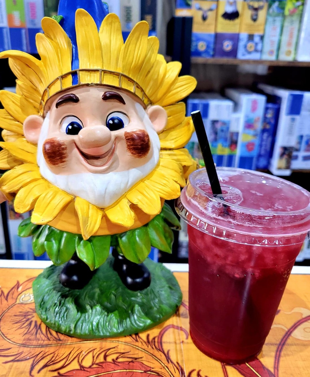 Holy guacamole! Spring is finally here, after winter stuck around like a clingy girlfriend for too long. Get in the spring mood with one of The Gnoshery's iced teas! The one featured below is a Honey Red Hibiscus with Huckleberry Flavor!

#gnoshery #gnomegames #icedtea #gnomes #sunshine🌞