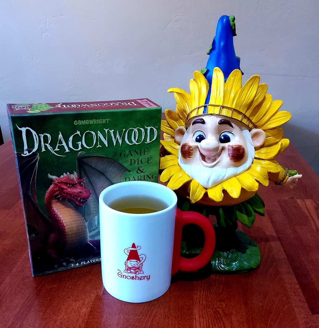 A-nother month, another new drink special! Find your way into the Gnoshery today and try out our Dragonwood Tea! This is an Oolong tea with a refreshing peachy twist! 

#thegnoshery #dragonwood #tea #gnoshgnosh